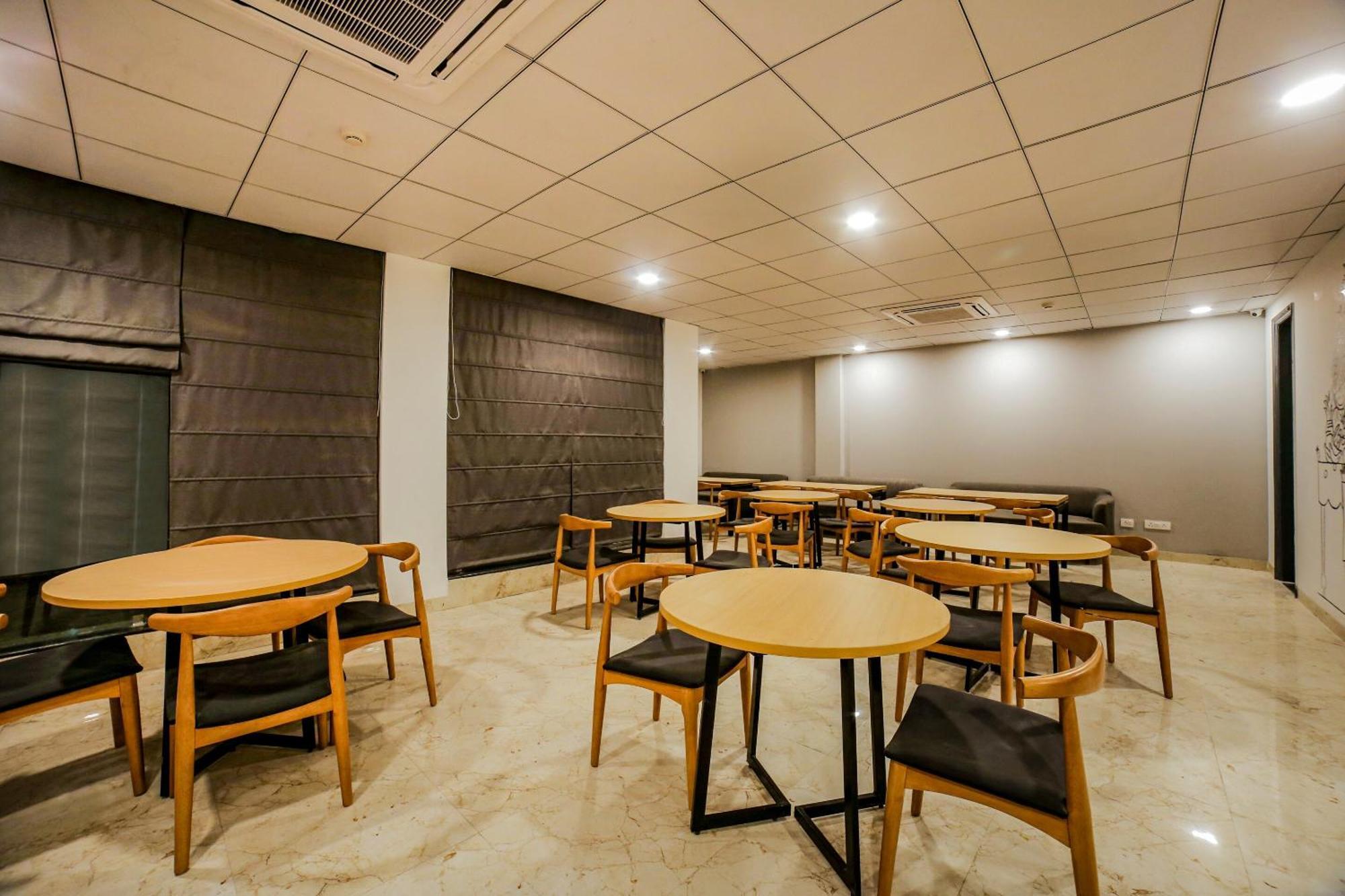 Hotel O Star Key Gurgaon Zewnętrze zdjęcie